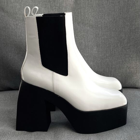 STEVE MADDEN Teaser Gloss White Wedge Heel Ankle Boot 8.5 M Chunky Mod Rave Y2K - Picture 3 of 11